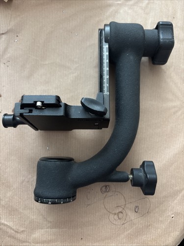 Gimbal head for tripod - head,